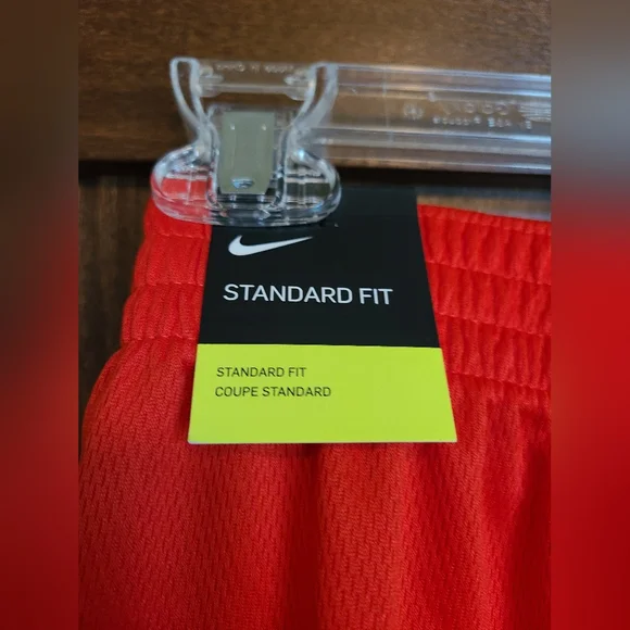 NWT! Nike Boys shorts - Picture 4 of 8